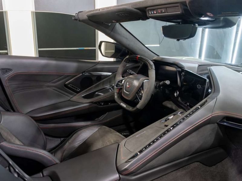 Chevy Z06 3LZ interior